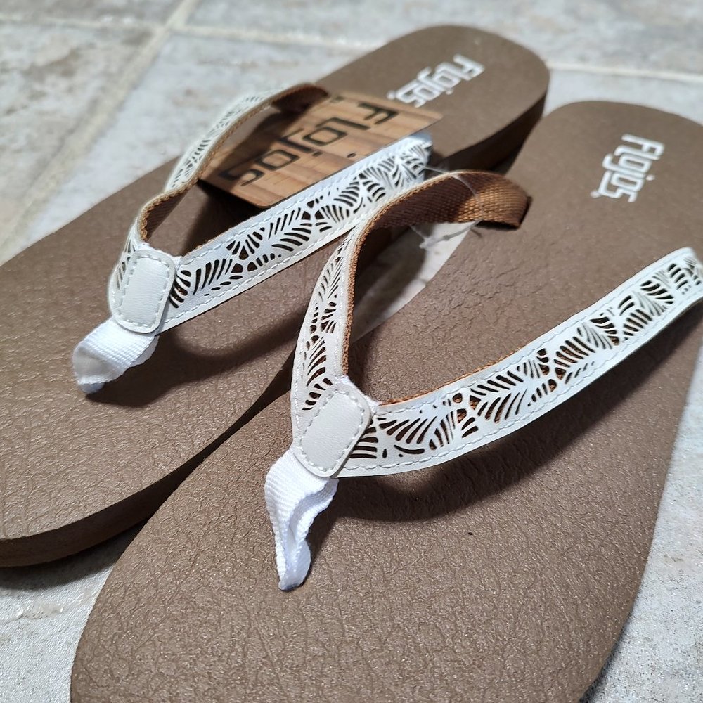 Flojos Tan and Cream Flip Flops